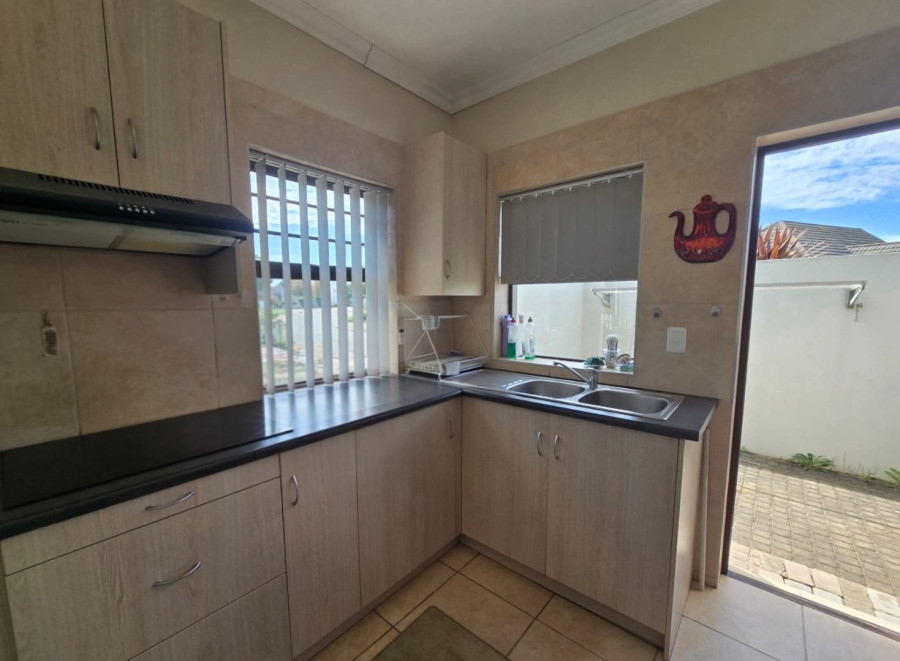 2 Bedroom Property for Sale in Blue Mountain Village Western Cape